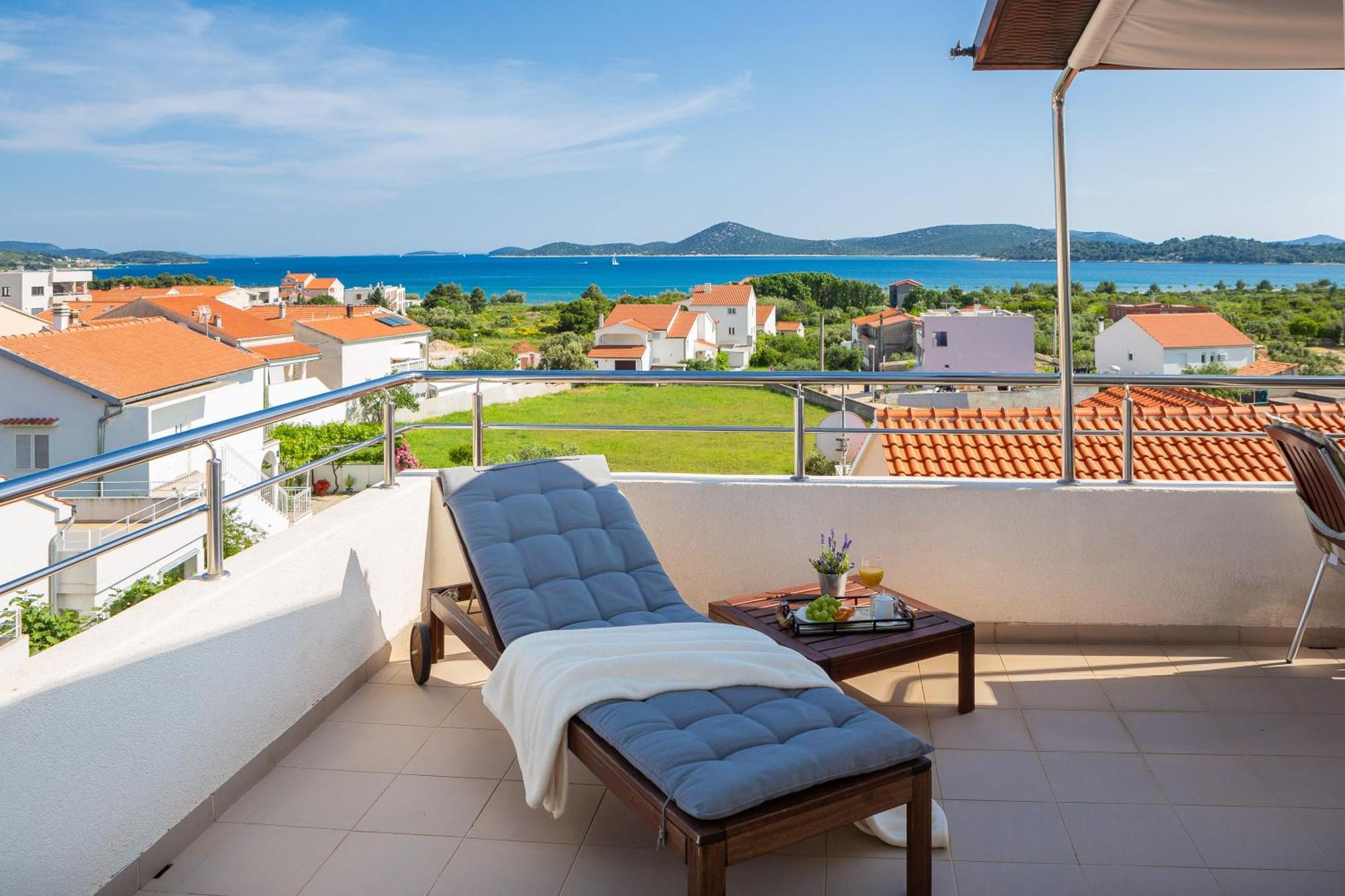 Sea View Apartments Tihi II Vodice Exterior photo